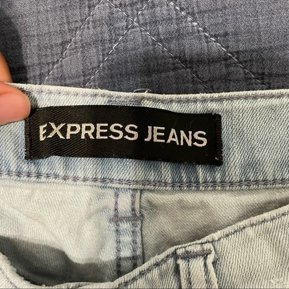Express Jean Shorts Distressed Exposed Pockets - Picture 3 of 4